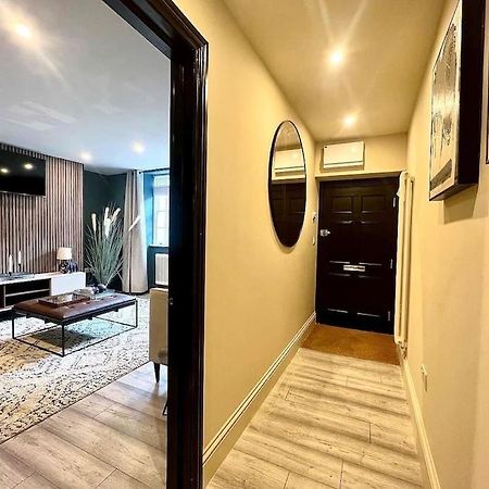 Fabulous Large Apartment In Great Location باث المظهر الخارجي الصورة
